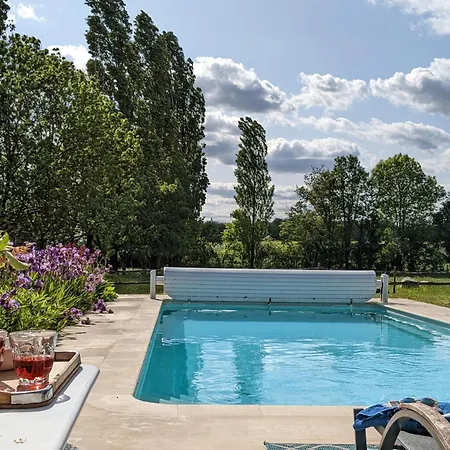 Holiday home Domaine Dauget